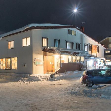 Niseko Side 6 Hostel Buitenkant foto